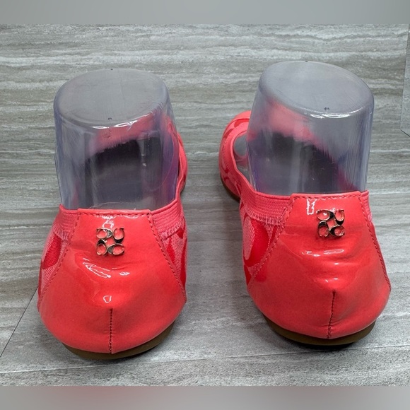 Coach Dahlia Barbie Core Pink Jaquard Logo Patent Cap Toe Ballet Flats Size 7 - Picture 3 of 12